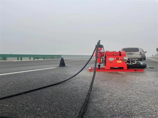 甘谷马路路基路面开裂下沉注浆加固灌浆