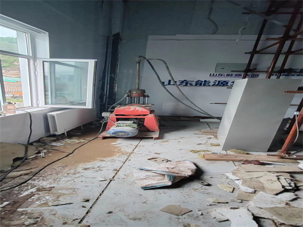 甘谷地基基础下沉墙体裂缝加固注浆顶升施工